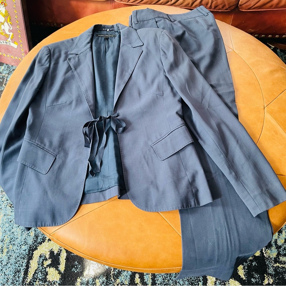 Beautiful Women’s Lined Suit in Blue Sandra Angelozzi